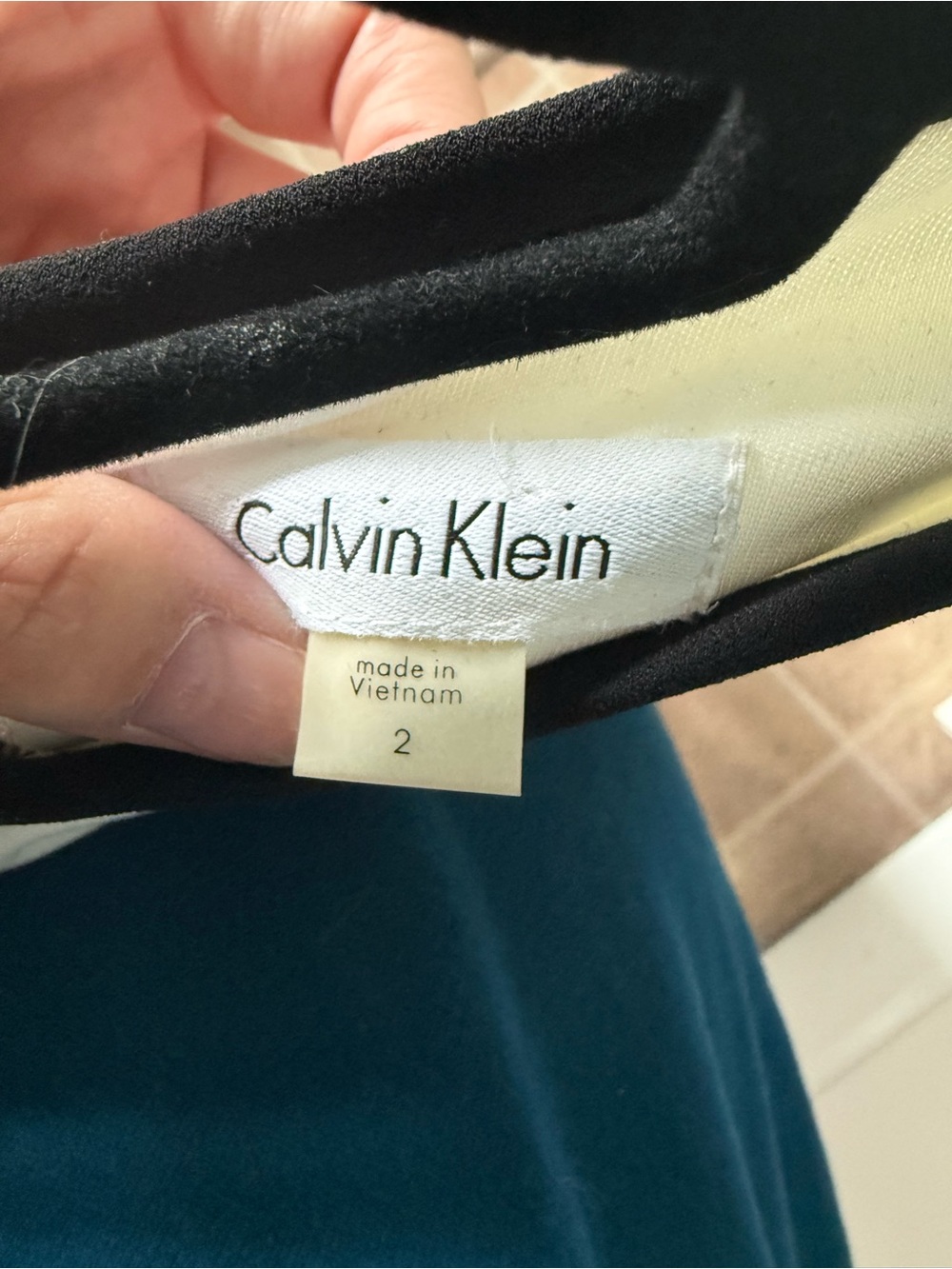 Calvin Klein Cream Mini Dress with Black Trim - Picture 4 of 4